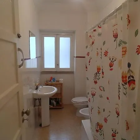Bed & Breakfast In The Heart Of Lissabon